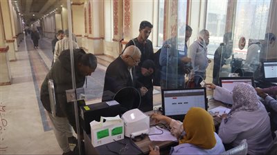 السكة الحديد تضيف منافذ حجز تذاكر قطارات الـتالجو و الـ VIP بمحطة رمسيس