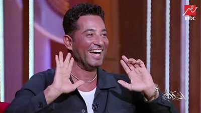 أمي عملت كارثة أكبر من كارثة طبيعية.. خلفت 9 عيال.. دي بطلة العالم