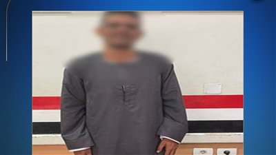 الداخلية تعلن ضبط أحد الأشخاص بقنا لقيامه بتوزيع مبالغ مالية على الناخبين من أجل التصويت لأحد المرشحين