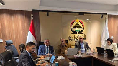 على مدار الساعة.. غرفة عمليات الجبهة الوطنية تتابع سير الانتخابات.. والأمين العام للحزب يجري اتصالات بالمحافظات