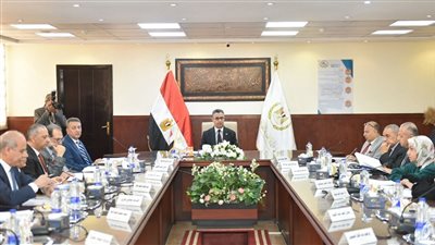 وزير التموين يترأس اجتماع الجمعية العامة للصوامع والتخزين لاعتماد الميزانية ومتابعة الموقف التنفيذي للمشروعات