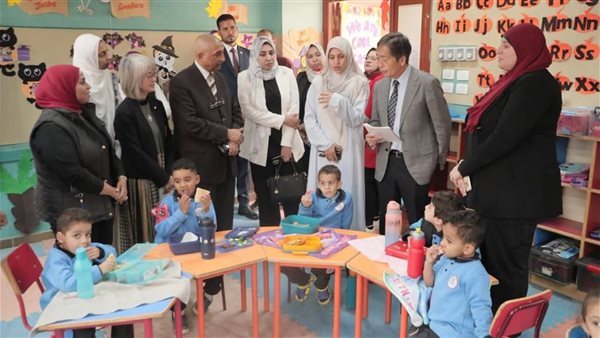 وفد المدارس المصرية اليابانية يتفقد إحدى مدارس الوادي الجديد