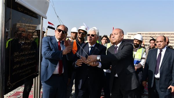 افتتاح المرحلة الإنشائية الأولى للمجمع الطبي بـ”جامعة العاصمة”