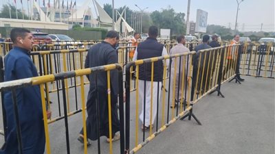 توافد الجالية المصرية بالكويت للتصويت في انتخابات مجلس النواب في 30 دائرة ملغاة بالمرحلة الأولى