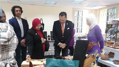 التضامن الاجتماعي تنظم معرض ” ديارنا  جامعات للحرف اليدوية والتراثية” بجامعة القاهرة