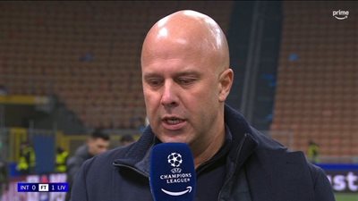 آرني سلوت مدرب ليفربول: تصريحات محمد صلاح استنزفت طاقة اللاعبين.. ومن يجب عليه الاعتذار أولاً؟