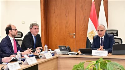 وزير الري يبحث مع بنك الاستثمار الأوروبي دعم مشروعات الجيل الثاني لمنظومة الري وتطوير إدارة المياه