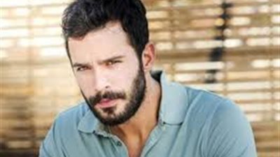 نبرة صوتها تريحني كثيرا.. النجم التركي باريس اردوتش يكشف عن حبه لـ شيرين عبد الوهاب