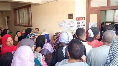 إقبال متوسط في لجنة المدرسة الرسمية الابتدائية والإعدادية بمركز بني مزار المنيا