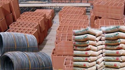 أسعار الغذاء ومواد البناء ترسم ملامح الضغوط المعيشية الحالية