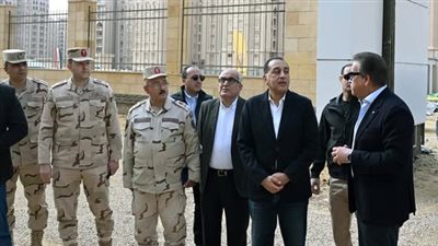 رئيس الوزراء يتفقد مشروع إنشاء مستشفى التأمين الصحي الشامل الجديد بالعاصمة