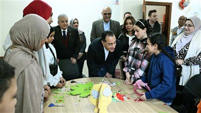 الحكومة تضع التعليم والصحة وتحسين خدمات المواطن أولوية حاليا