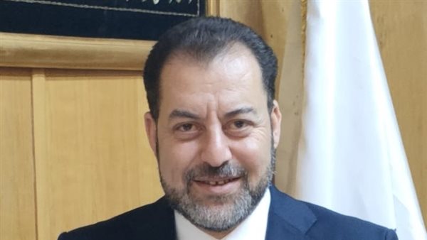 أحمد عناني للعمل مستشارًا لوزير التعليم العالي للسياسات الصحية