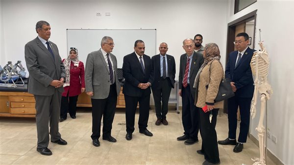 جامعة بنها الأهلية تفتح آفاق شراكة دولية مع جامعة هونغ كونغ للتعليم