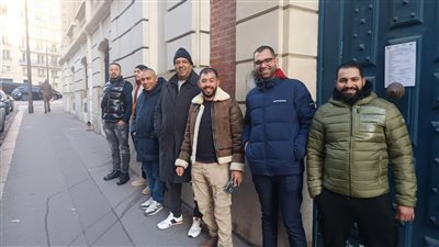 إقبال من المصريين في باريس على لجان التصويت للمشاركة في جولة الإعادة للمرحلة الثانية