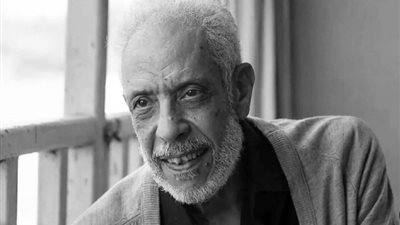 في ذكرى وفاته الأولى.. نبيل الحلفاوي الذي نعى نفسه قبل 38 عام