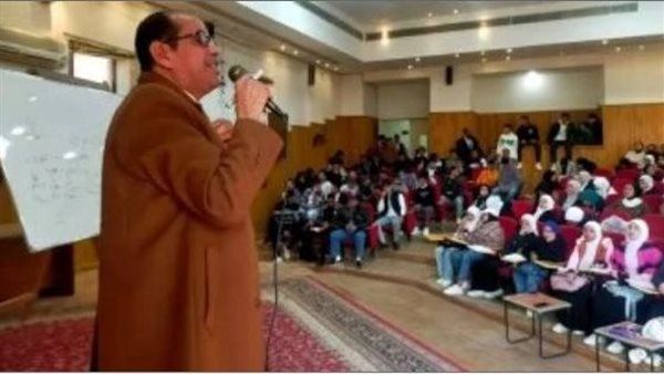 قوافل تعليمية مجانية للشهادتين الإعدادية والثانوية العامة بالوادى الجديد