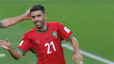 رأسية البركاوي تمنح المغرب التقدم أمام الإمارات في نصف نهائي كأس العرب