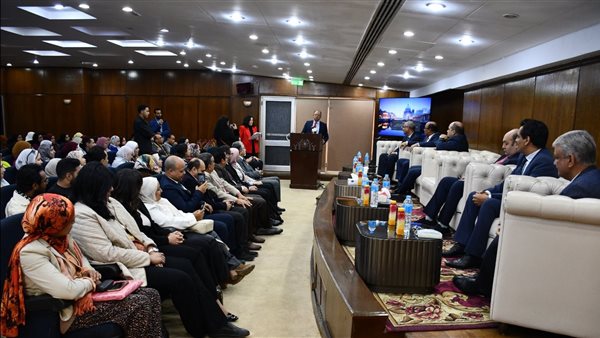 جامعة العاصمة تطلق مبادرة “الوعي حياة” وتكرم الفائزين بمسابقة الشعار والبوسترات الدعائية