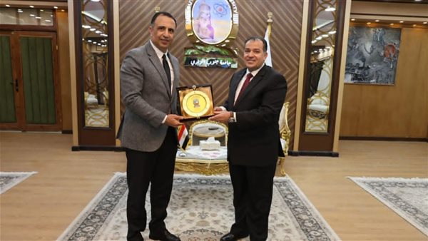 رئيس جامعة قنا ومساعد وزير التضامن يبحثان سبل التعاون المشترك