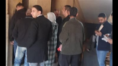 إقبال كثيف من الناخبين بمعهد كوم اسفين بالقليوبية في اليوم الأول لإعادة المرحلة الثانية لانتخابات مجلس النواب