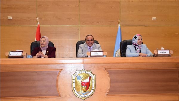 جامعة سوهاج تناقش الذكاء الاصطناعي والابتكار في أبحاث التمريض بمؤتمرها الدولي السابع