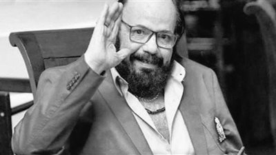 يصيب واحد في المليون.. قصة طلعت زكريا مع المرض النادر: يأكل العضلات