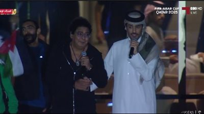 الكينج في قطر محمد منير يخطف الأجواء في ملعب لوسيل قبل نهائي كأس العرب