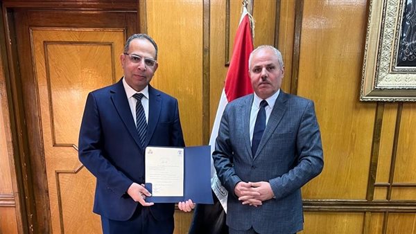 رئيس جامعة قناة السويس يكلف “محمد عمرو” نائبًا للمدير التنفيذي للمستشفيات الجامعية