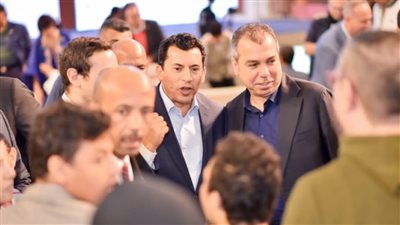 أشرف حلمي يشكر وزير الرياضة بعد إنجاز منتخب تنس الطاولة