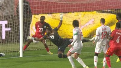 كأس أمم أفريقيا إلياس السخيري يسجل هدف منتخب تونس الأول في مرمى أوغندا