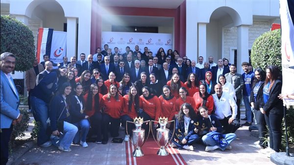 وزيرا التعليم العالي والشباب والرياضة يكرمان طلاب الجامعات الفائزين بالبطولة العالمية ببرشلونة