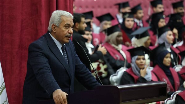 جامعة الأزهر تسعى إلى تخريج أطباء لا يقتصر عطاؤهم على المعرفة العلمية