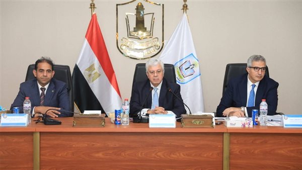 إطلاق الاستبيان المصري للمشاركات الطلابية بالجامعات