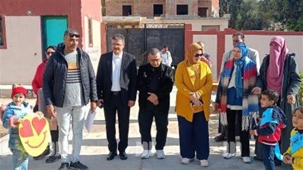 وكيل تعليم مطروح تتابع اختبارات المرحلة الثانية للبرنامج القومي لتنمية مهارات اللغة العربية