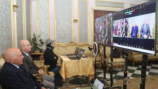 نقيب المعلمين يفتتح الدورة التدريبية 162 لمعلمي الإسكندرية