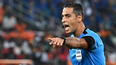 حكام كأس العرب يتضامنون مع أمين عمر ضد تصريحات الرجوب ورفع شكوى للفيفا