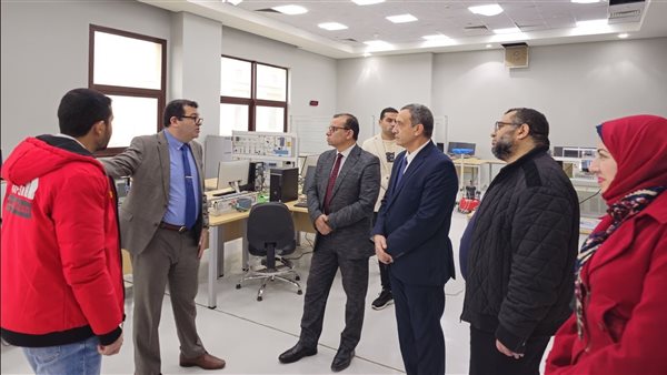 جامعة المنصورة الجديدة تبحث تعزيز التعاون الأكاديمي مع جامعة لويفيل الأمريكية