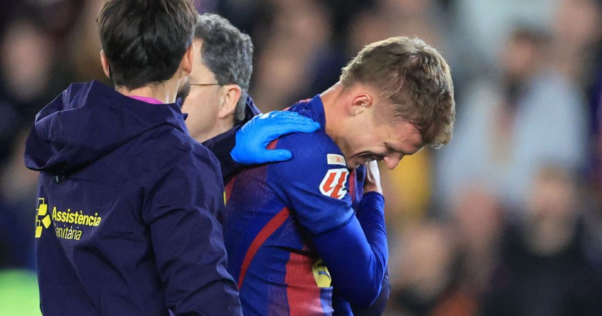 أولمو يغيب عن برشلونة حتى 2026