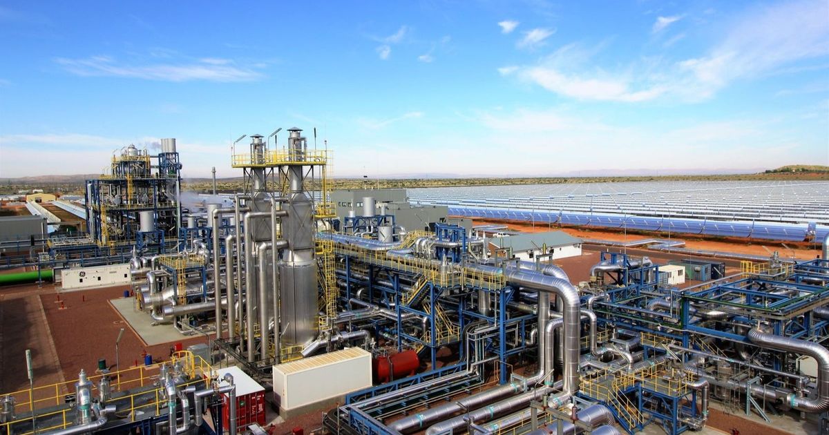 KKR تبرم صفقة ائتمان خاص مع أكوا باور في أول استثمار في السعودية