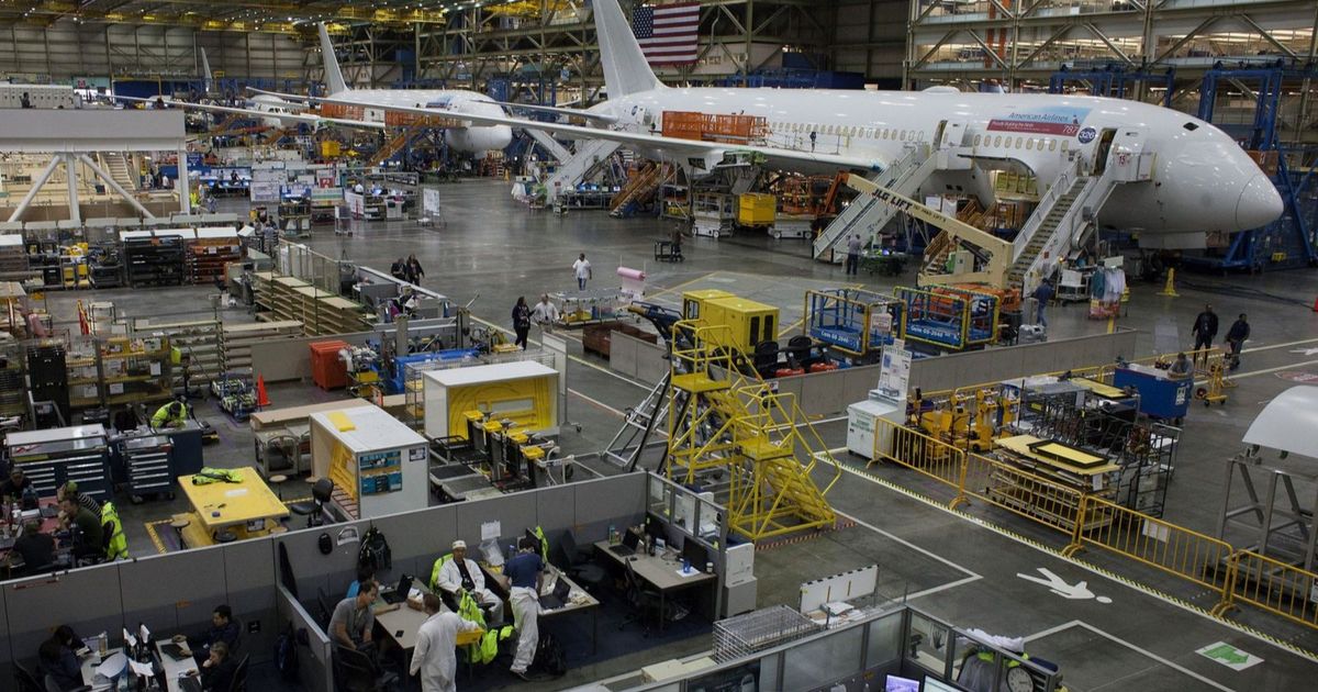 نشاط المصانع الأميركية ينكمش بأكبر وتيرة في أربعة أشهر