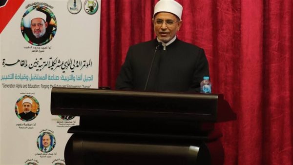 رئيس جامعة الأزهر الشباب هم سواعد الوطن وينبغي أن تكون عيوننا عليهم