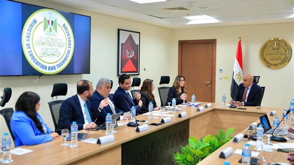 وزير التعليم يستقبل وفد غرفة التجارة الأمريكية لتعزيز استثمارات التعليم في مصر