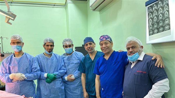 وحدة جراحة الوجه والفكين بمستشفى جامعة سوهاج تستقبل ٩٦٠٠ مريض وتجري ١٢٠٠عملية جراحية خلال ٢٠٢٥