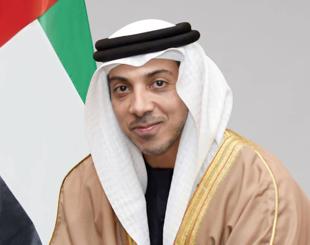 نيابة عن محمد بن زايد.. منصور بن زايد يترأس وفد الإمارات إلى القمة الخليجية في البحرين