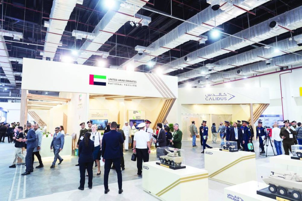 مشاركة ناجحة لجناح الإمارات في معرض الدفاع المصري