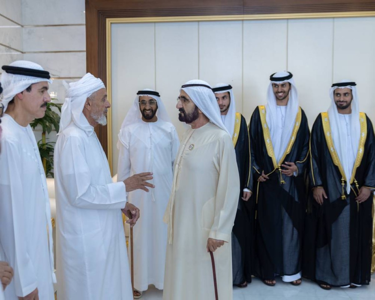 محمد بن راشد يرافقه مكتوم بن محمد يحضر أفراح الفلاسي