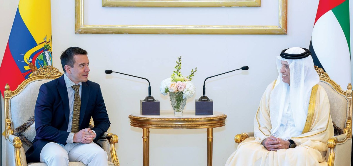 حاكم رأس الخيمة يبحث ورئيس الإكوادور تعزيز علاقات التعاون