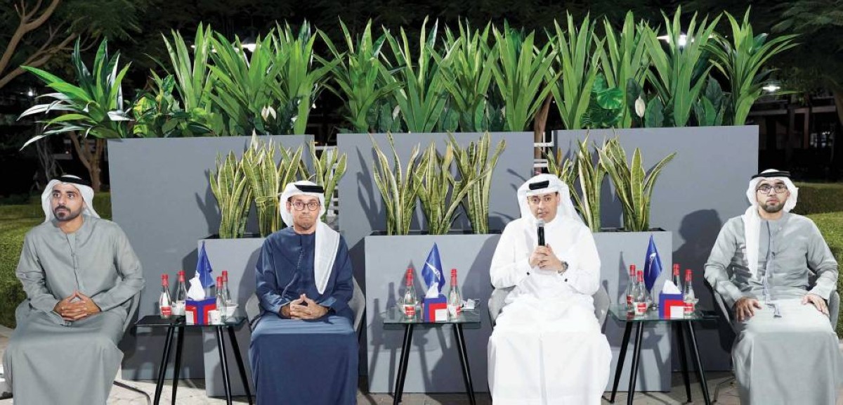 «طرق دبي» تستعرض مع أهالي الطوار خطط تحسين الحركة المرورية