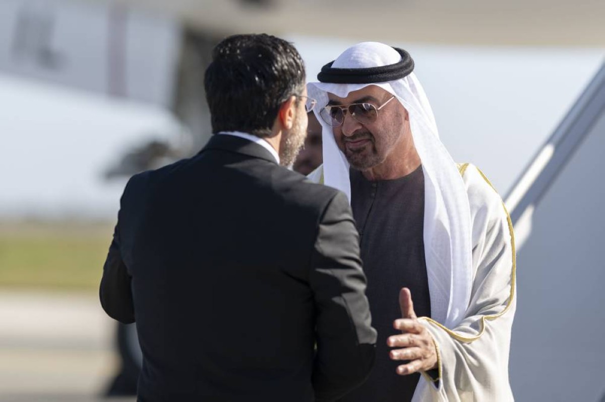 رئيس الدولة يصل قبرص في زيارة رسمية